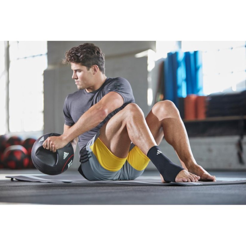 ADIDAS Ankle Support - Velikost: M