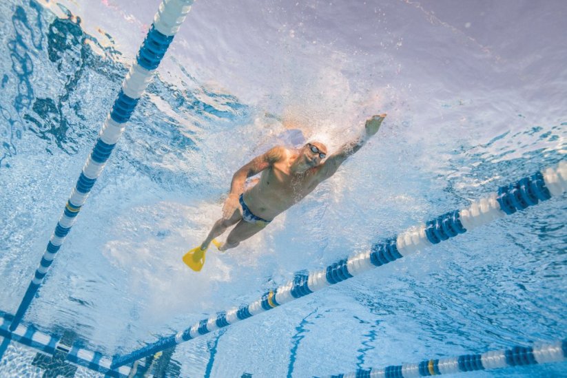 FINIS Edge Fins - Velikost: M/L