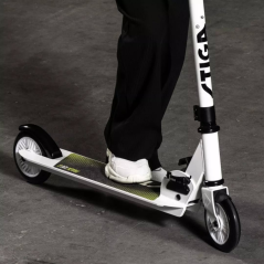 Koloběžka STIGA Track 120-S (2024), bílá