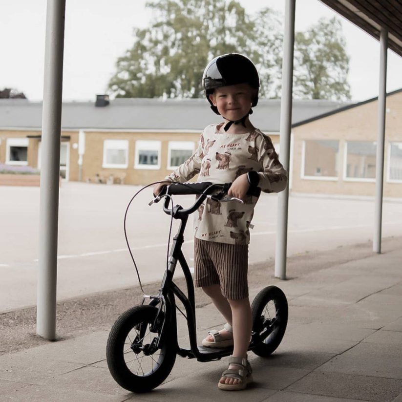 Sportovní koloběžka STIGA Air Scooter 12'', černá